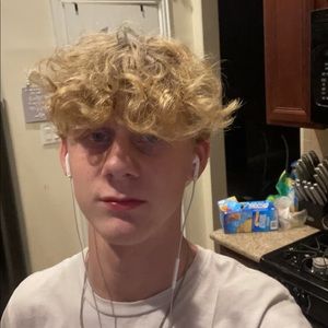 Meet your Posher, Preston